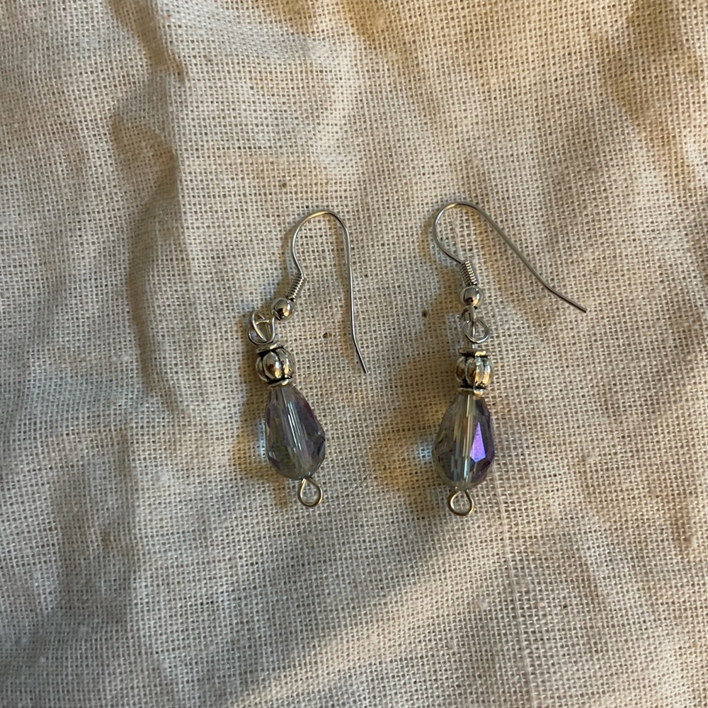 Dangle earrings